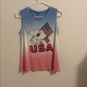 Super cute PEANUTS USA tank